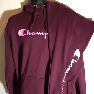 😎#393, Champion’s size 3X, suit, good condition, no rips or stains, unisex